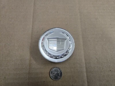 Cubierta de buje tapa central cromada Cadillac OEM 2004-2009 CTS CTS-V DTS SRX 9595439 Foto 1 de 3