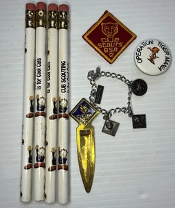 BSA 8 Cub Scout souvenir 4 matite, bracciale, segnalibro, toppa e spilla SC-226 - Foto 1 di 12