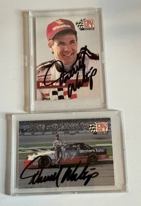 DARRELL WALTRIP - AUTOGRAPHED - 1991 PRO SET - CARD #117 & #118 HOF Encased - Picture 1 of 9