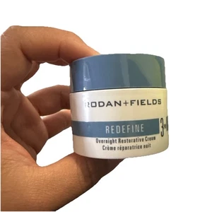 REDEFINE 3PM CREMA RISTORATRICE NOTTURNA RODAN + CAMPI 1 oz COPERCHIO BLU senza scatola - Foto 1 di 4