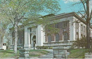 Foto en color de la biblioteca pública de Utica NY Genesee Street de Margo Studio postal - Imagen 1 de 2