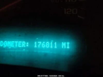 Pinza de freno de disco delantera usada se adapta a: Chevrolet Tahoe 2003 freno trasero opt JH6 Foto 1 de 4