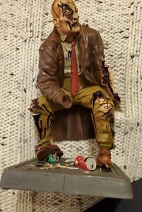 Nixon Hard Boiled 11" Statue Limited #388/500 Kent Melton  W/DEFFECT - Picture 1 of 13