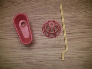 MOUSE TRAP GAME 2005 by Milton Bradley Replacement Parts/Pieces-tub, post, cage - Picture 1 of 1