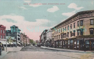 Stamford Conn CT - STRADA PRINCIPALE GUARDANDO EST - Cartolina postale - Foto 1 di 2
