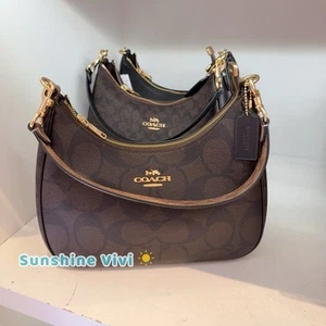 Neu mit Etikett Coach Teri Hobo Bag aus blockiertem charakteristischem Canvas CAA69 walnussfarben/hellbraun - Bild 1 von 11