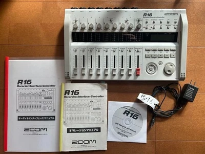 Zoom R16 Tragbarer Multitrack Recorder Controller Schnittstelle... - Bild 1 von 4