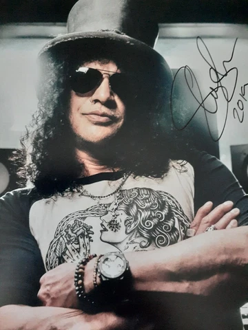 AUTHENTIC SIGNED SLASH GUNS N ROSES GNR 10 X 8 AUTOGRAPHED PHOTO COA REAL Cover