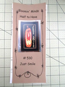 Patrón de edredón "Just Smile" de Bloomin' Minds 13" x 21" - Imagen 1 de 2