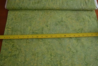 Por 1/2 yarda, helechos verdes y amarillos Tonga Batik, tesoros atemporales/B7050, B804 Foto 1 de 4