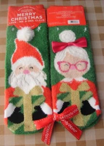 BATH AND BODY WORKS Shea Infused Lounge Socks New Santa Mrs Claus (X/3876) - Picture 1 of 1