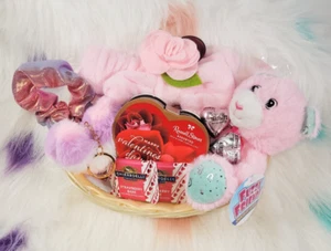 VALENTINE'S DAY GIFT BOX, RELAXATION, SELF-CARE GIFT. - Picture 1 of 3