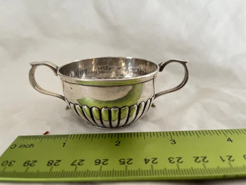 c.1760 English Sterling Silver miniature toy child’s caudle cup porringer RARE Cover