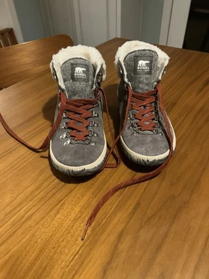 Sorel Out N About Plus Women's Waterproof Boots Size 10 - Image 1 of 4