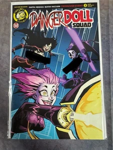 NM Danger Doll Squad #2 Maccagni Risque Variant / Action Lab 2017 - Bild 1 von 8
