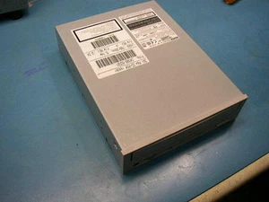 HP D4385-60001 32X Internal CDROM Drive Teac CD-532E D4385-60021 - Picture 1 of 1