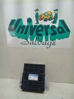 2002 KIA Sedona ECM - Imagem 1 de 4