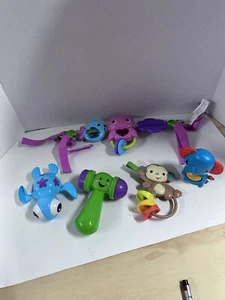 Säugling Kleinkind buntes Spielzeug Menge 5 Kauen Greifen Rassel Singen - Bild 1 von 6
