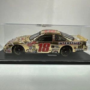 Action Racing Diecast 1:24 - #18 Bobby Labonte Monsters Gold Edition (2000) - Picture 1 of 8