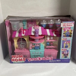 NUM NOMs SNACKABLES SILLY SHAKES MAKER Playset - MGA 2018 - New - Damaged Box - Picture 1 of 5