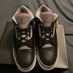 Size 11.5 - 2018 Jordan 3 Retro OG Mid Black Cement - Bild 1 von 8