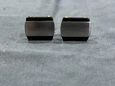 Gemelos de engranaje Triton de acero inoxidable negro 14kt Foto 1 de 4