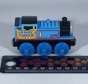 Ostern Thomas & seine Freunde Lok #1 Holzeisenbahn blau 3,5 cm 2003 - Bild 1 von 5
