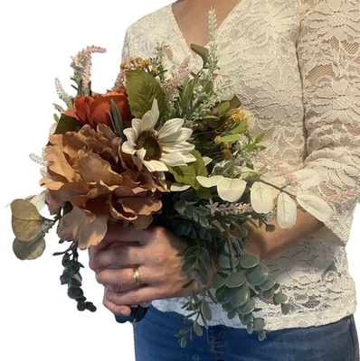 Hermoso ramo de boda nupcial económico hecho a mano flores sintéticas rosa rojo marrón Foto 1 de 4