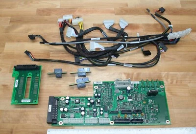 Placas de distribución de energía con cables Hitachi HNAS 4060/4080/4100 SX180116-01 Foto 1 de 4