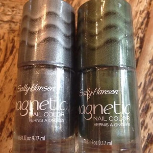 Lot Of 2 Sally Hansen Magnetic Nail Color Silver Elements Electric Emerald .3oz - Picture 1 of 1