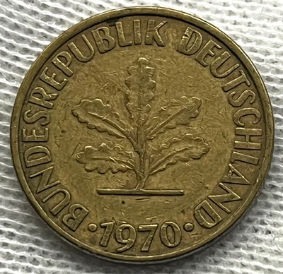 Alemania / 10 Pfennig / 1970-G / KM#108 / Moneda Mundial / (03-0864) Foto 1 de 2