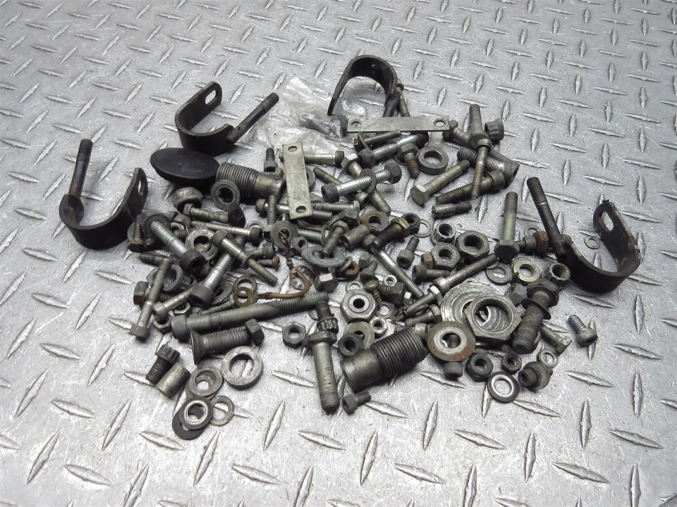 BMW 650 R65 1983 81-84 tuercas diversas tornillos pernos herrajes Foto 1 de 4