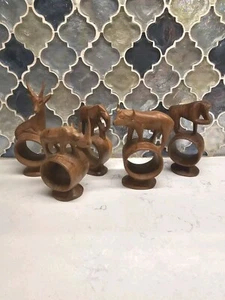 5 servilleteros de madera dura safari anillos tallados a mano figuras de animales de Kenia de colección - Imagen 1 de 10