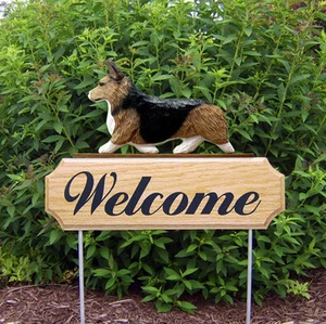 Corgi Wood Welcome Outdoor Sign Sable Pembroke - Picture 1 of 1