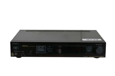 Sony PCM-601 | Digital Audio Processor | PAL & SECAM - Image 1 of 2