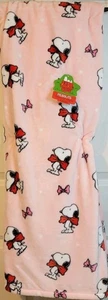 Peanuts Snoopy Christmas Bows Pink Throw Blanket Holiday 60 x 70" - Picture 1 of 4