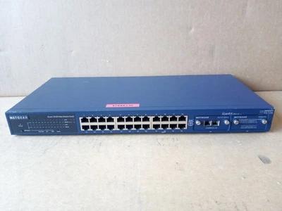 Network Switch NetGear FS726 26 Port 10/100Mbps 24 + AG711F module 1000BASE-SX - Image 1 of 4