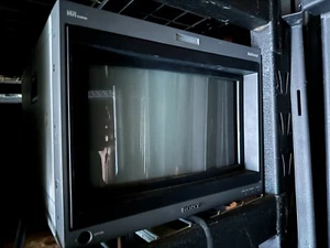Sony 14" BVM-D14H1U SD HD Multiformat CRT - Picture 1 of 2