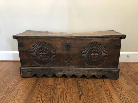 Antique 16th Century Belgian Coffer - A Cover