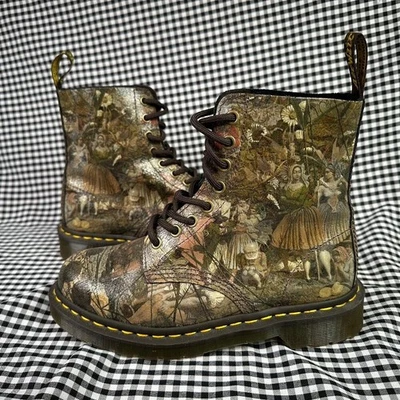 Dr Martens Tate Richard Dadd 1460 Pascal Fairy Feller's Master Stroke Mujer 7 Foto 1 de 4