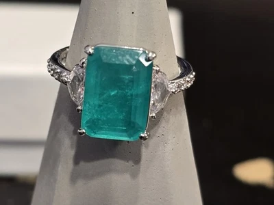 Bomb Party Sweet Serenity Talla 7 Esmeralda Brasileña Fusionada con Cuarzo Genuino  Foto 1 de 4