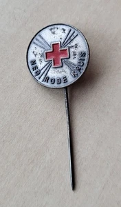 Vintage Nederlands Rode Kruis Red Cross Medical stick pin badge - Picture 1 of 2