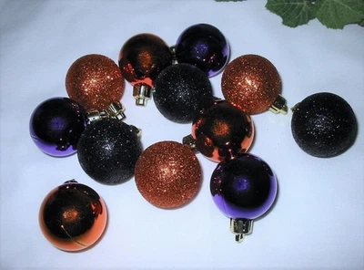 Adornos de Halloween - 12 piezas Mini Naranja Negro Brillante y Brillante Irrompible Foto 1 de 2