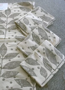4er Set 100 % Seide Stoff Muster Reste 25" x 24" gleiche Farbe & Design - Bild 1 von 6