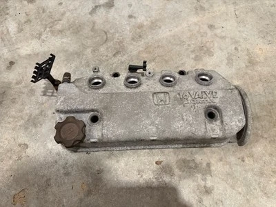 Valve Cover 1994 95 Honda Civic Del Sol 1.5 Liter - Image 1 of 2