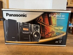 PANASONIC SA-PM12 CD/CASSETTE AM/FM DIGITAL STEREO SYSTEM WITH 2- WAY SPEAKERS - Picture 1 of 9