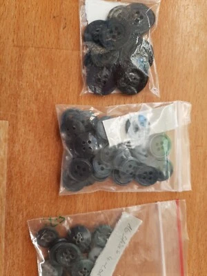 4-Loch-Knöpfe für Hemden, Blusen, Hosen - Bild 1 von 4