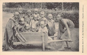 British East Africa - Native children in a wheel-barrow - Publ. Missions of the - Picture 1 of 2