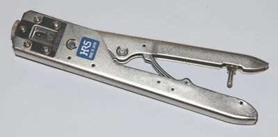 HERRAMIENTA DE PRENSADO TERMINAL HIROSE TC-QR/P8-121, #24, 26 Y 28 CALIBRE AWG EXCELENTE Foto 1 de 4