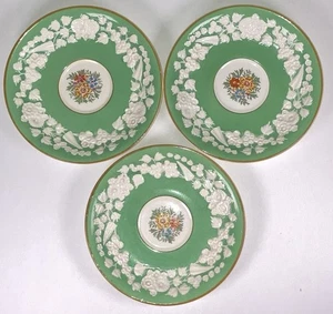 George Jones & Sons England “Rhapsody” Green Jasperware Embossed Saucers 6” 3pc - Picture 1 of 12